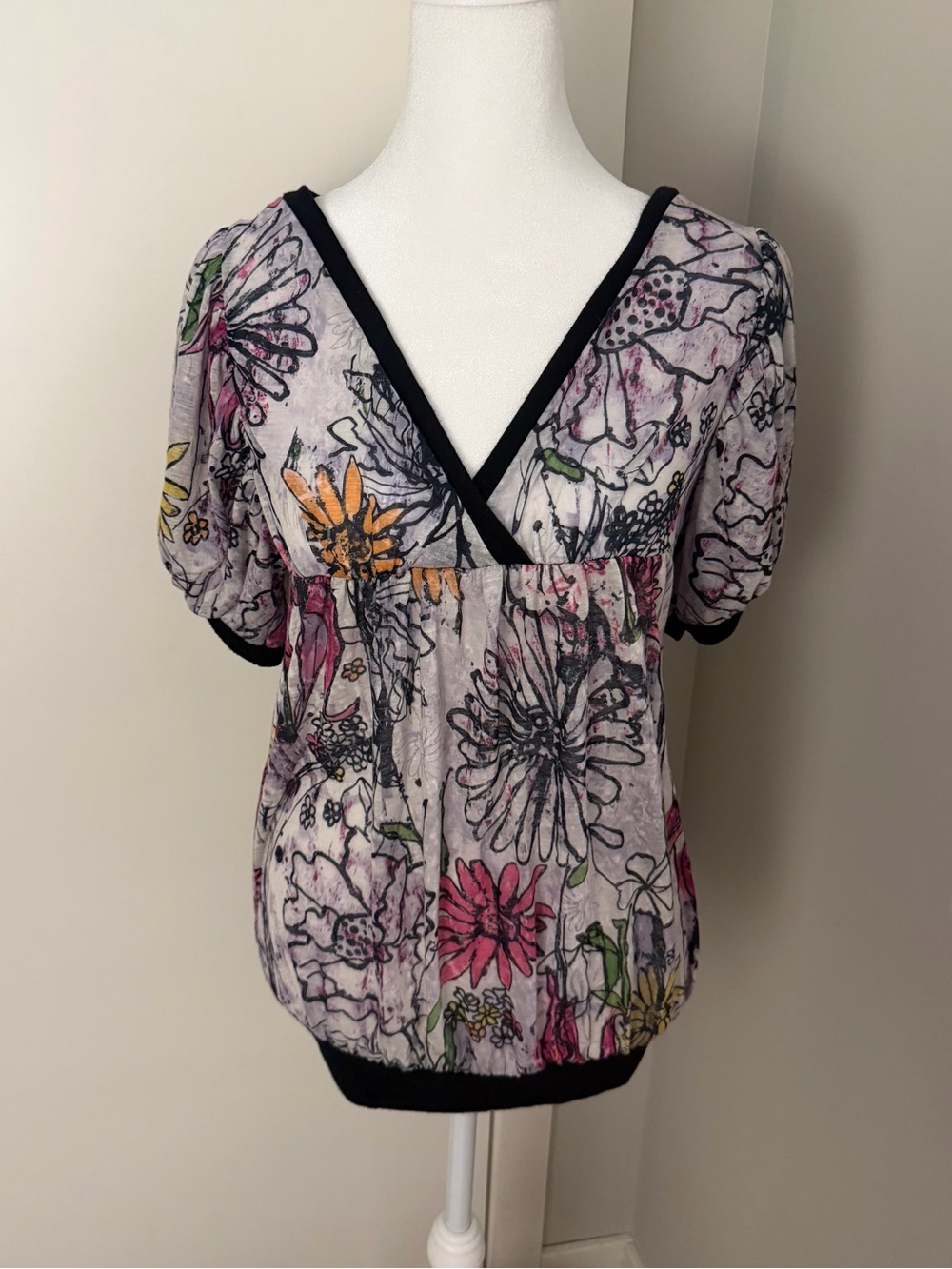 Daytrip Floral V-Neck Sheer Floral Top with Black Trim